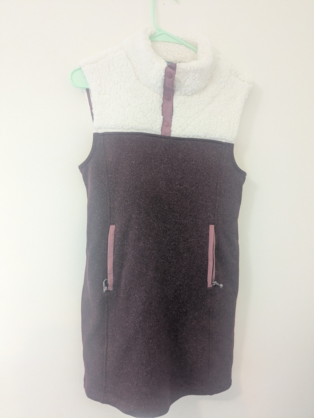 Title nine Vest Dress in White and Plum